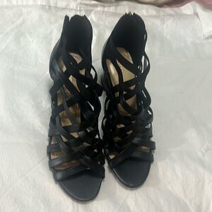 Liz Claiborne size 8 1/2 heeled sandals